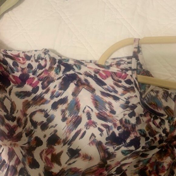 LADIES BOUTIQUE STORE BLOUSE BRAND VERONICA M., SIZE SMALL, OPEN SHOULDER - Picture 2 of 2